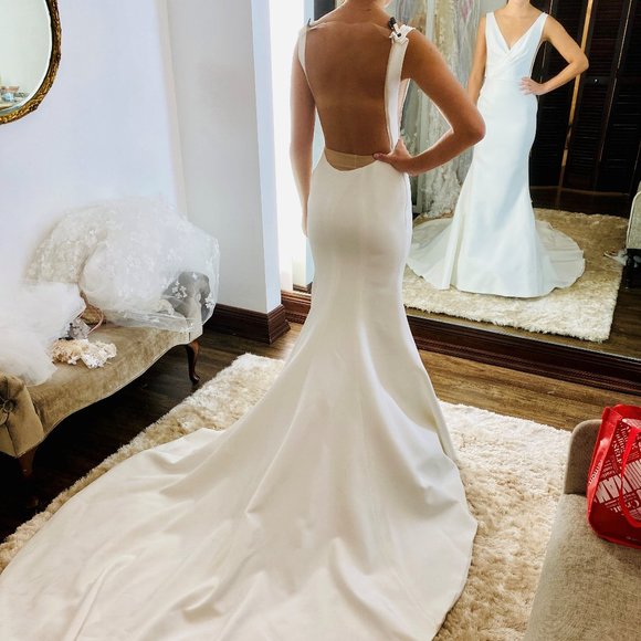 Ines Di Santo Elen Gown, fits size 0 2 4 - Picture 10 of 15